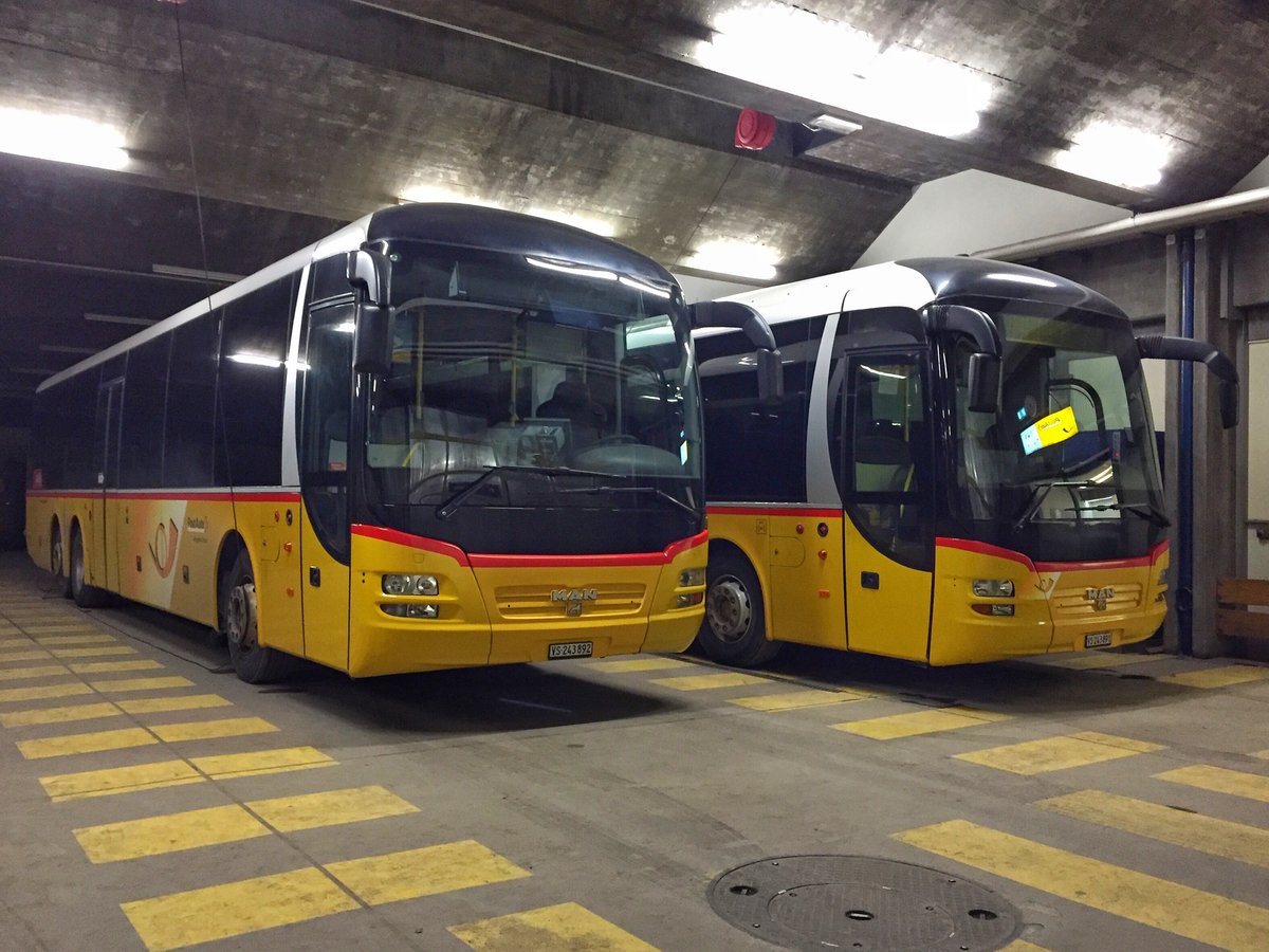 2 MAN Lion's Regio am 20.3.16 im Busterminal Saas-Fee, inzwischen wurden beide verkauft.