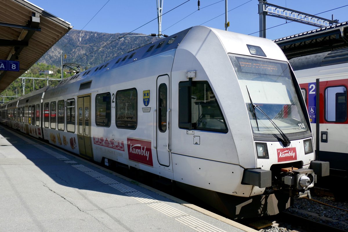 BLS Lötschberger RABe 535 114  Trubschachen I  am 15.4.20 im Bahnhof Brig.