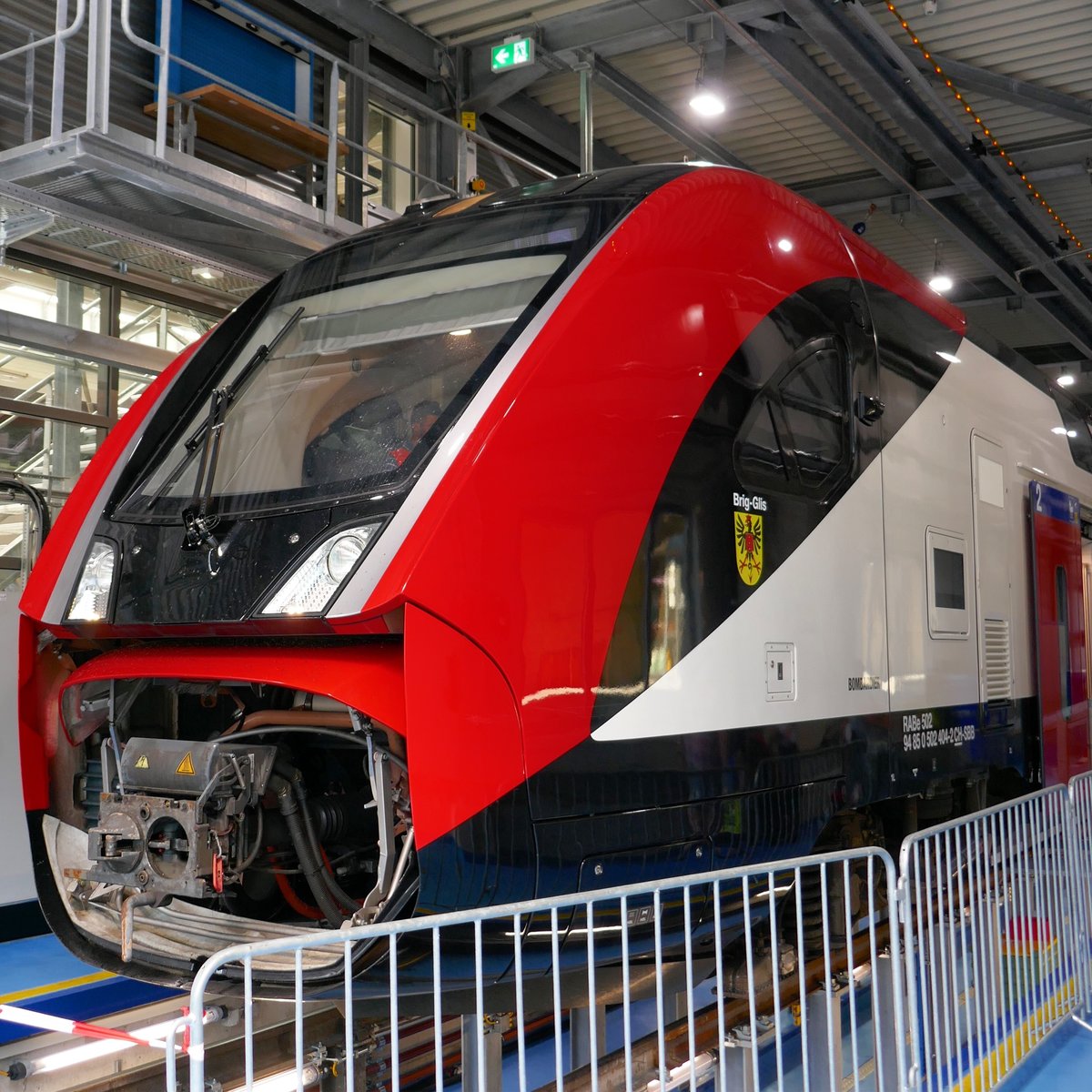 RABe 502 404  Brig-Glis  bei der Tag der offenen Tür im Servicecenter Brig am 29.6.19.