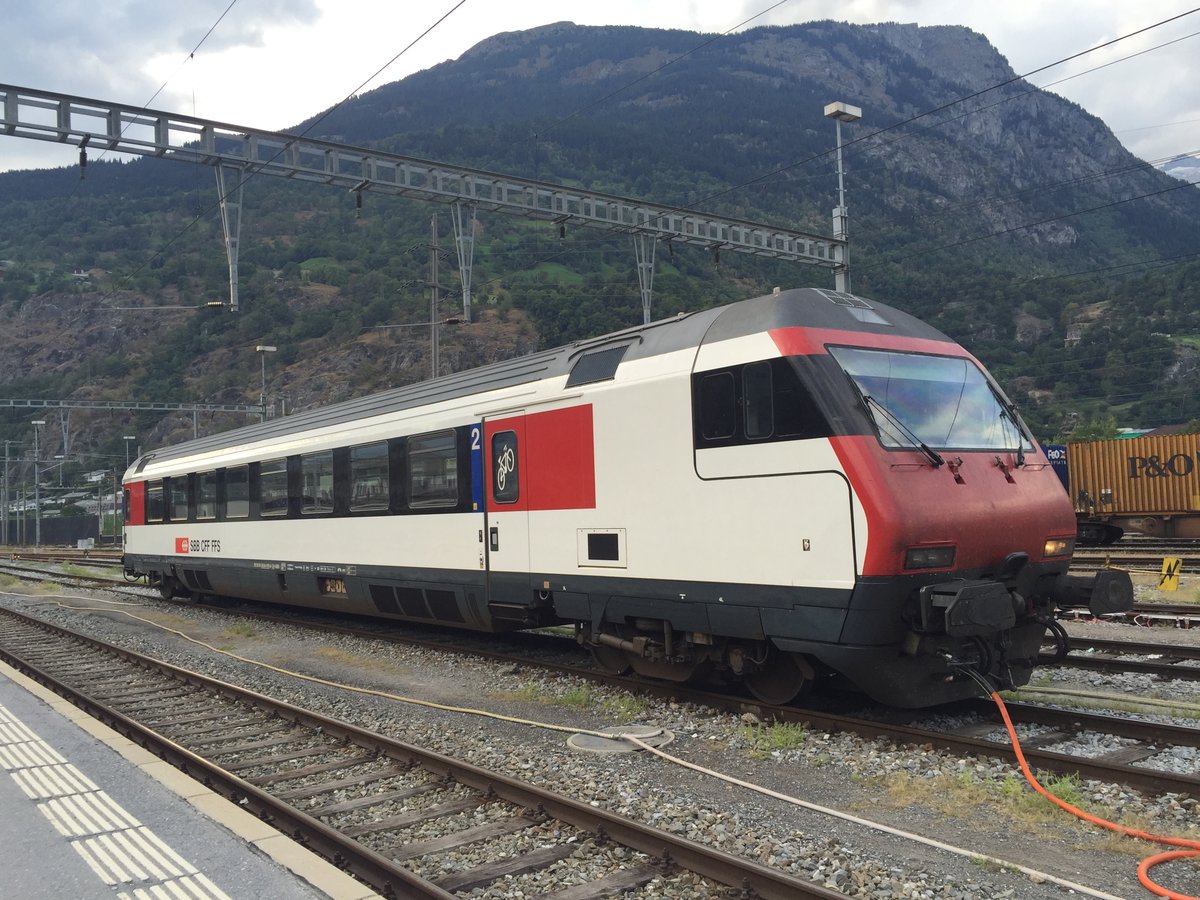 SBB Bt4 Solo am 28.8.16 im Bahnhof Brig.