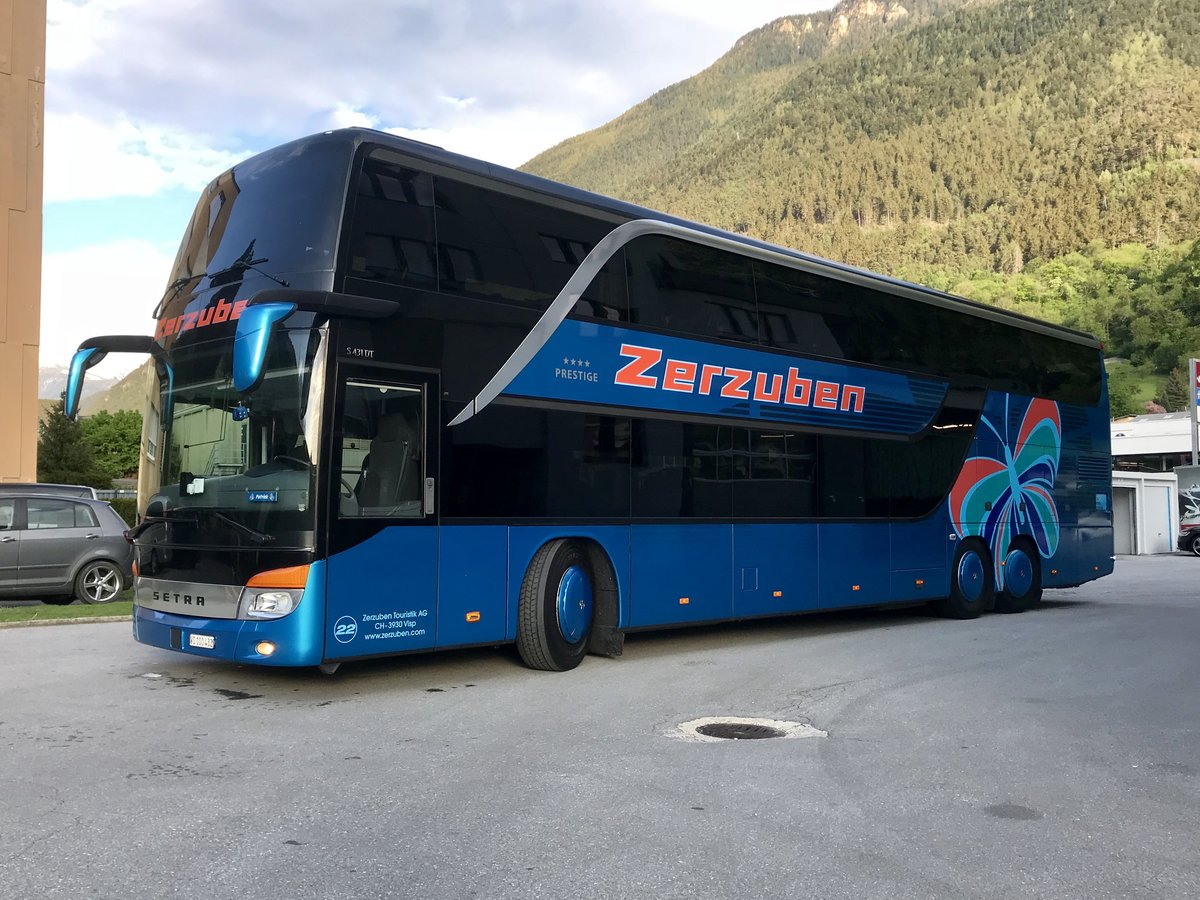 Setra 431 DT von Zerzuben am 4.5.18 bei der Garage in Eyholz.