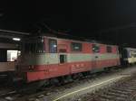 Swiss Express 11108 stand am Abend vom 18.12.19 im Bhf Brig
